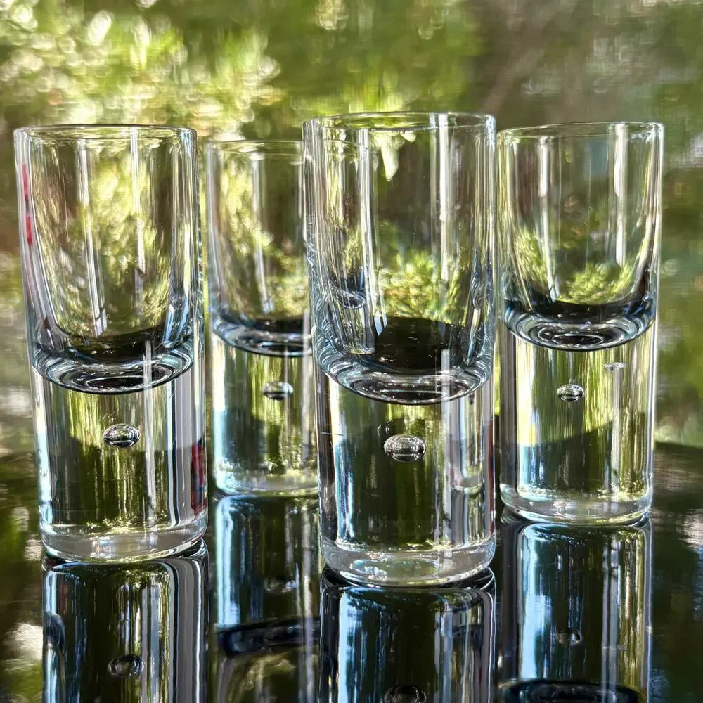 Kosta Boda Pippi Shot Glasses Set of 4 Clear Control Bubble Sweden